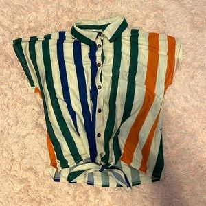 modern attraction- Women’s M, Collard Button down Top